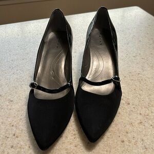 Tahari Dress Shoes Size 9 1/2 M